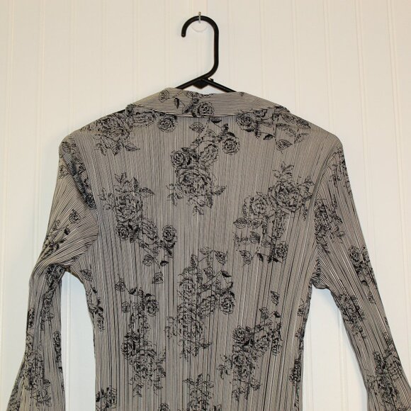 Fred David Black and White Pleated Blouse Size Medium - Picture 3 of 8